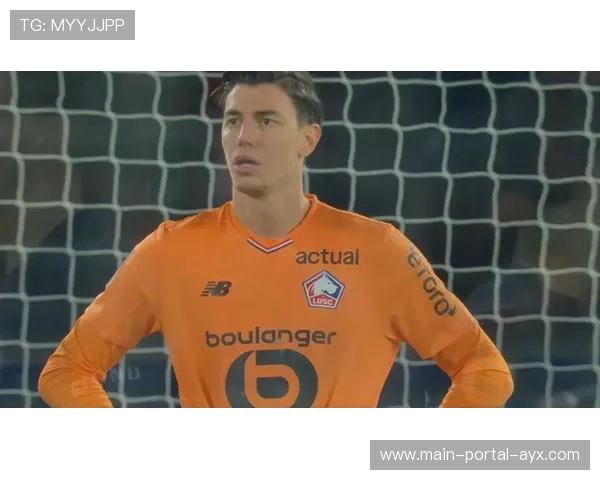 登贝莱禁区内戏耍防线，吊射破门技惊四座